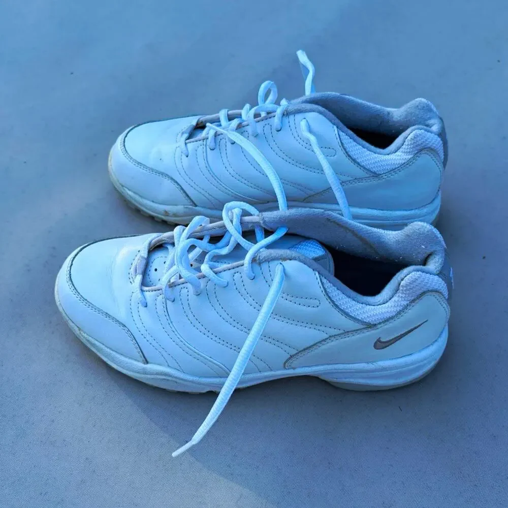 Nike Golf Nike Air Women's Size 7 White Leather Low Top Spiked Golf Cleats